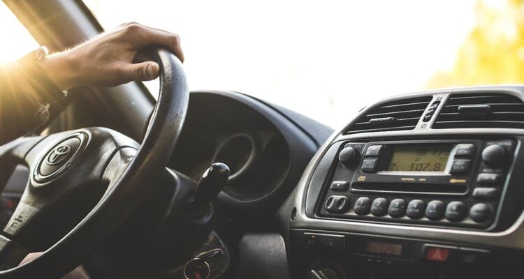 Rastreamento veicular e dicas de como dirigir com segurança